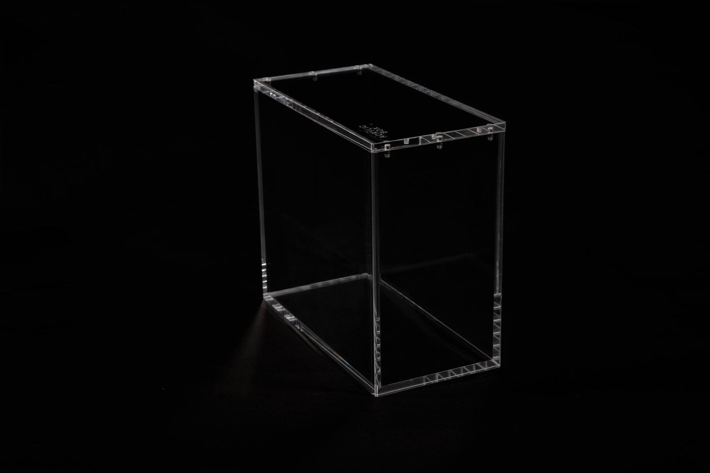 The Acrylic Box – Premium 6MM Acryl Display & Schutz für Pokémon Booster & Trainer Boxen