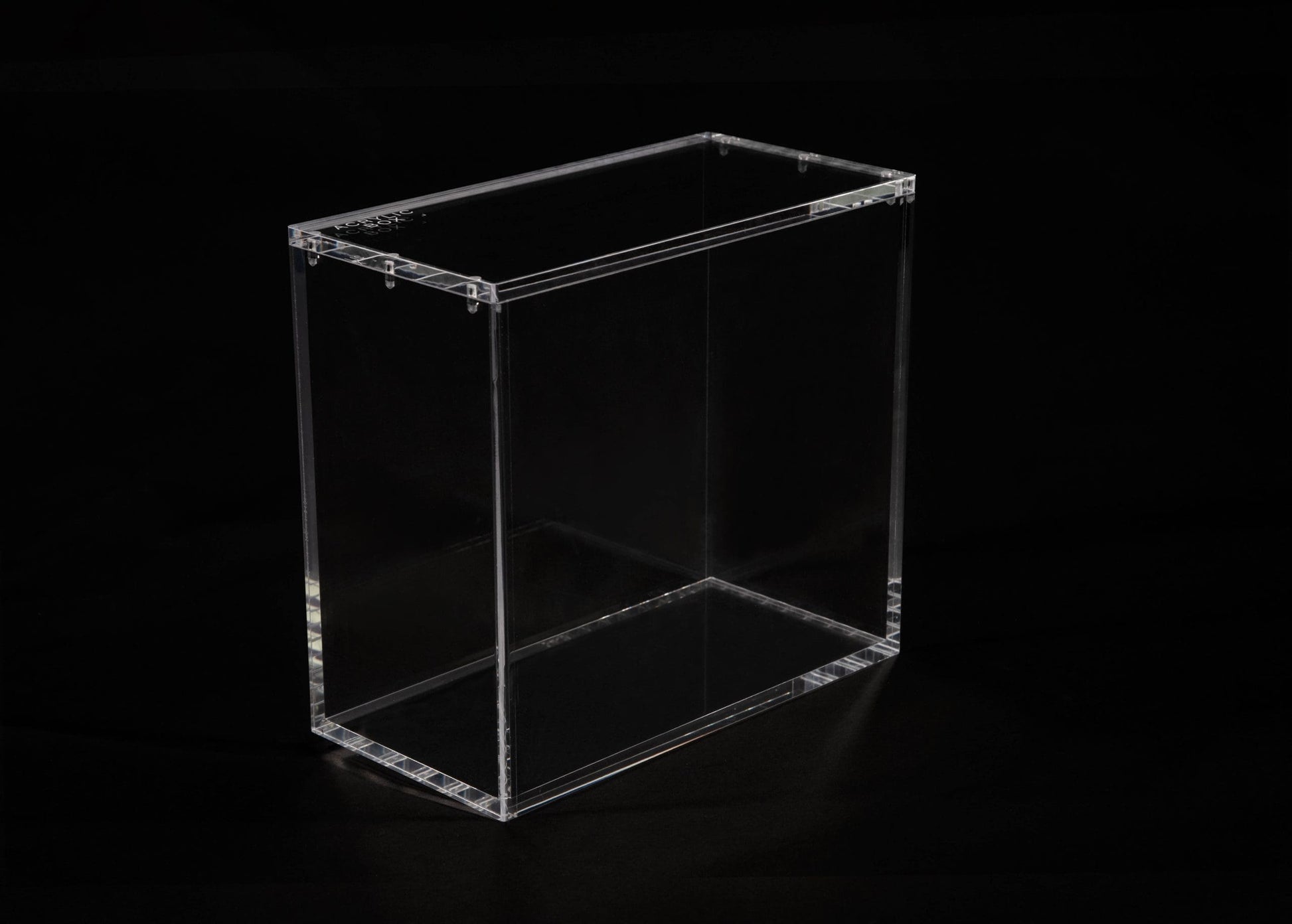 The Acrylic Box – Premium 6MM Acryl Display & Schutz für Pokémon Booster & Trainer Boxen
